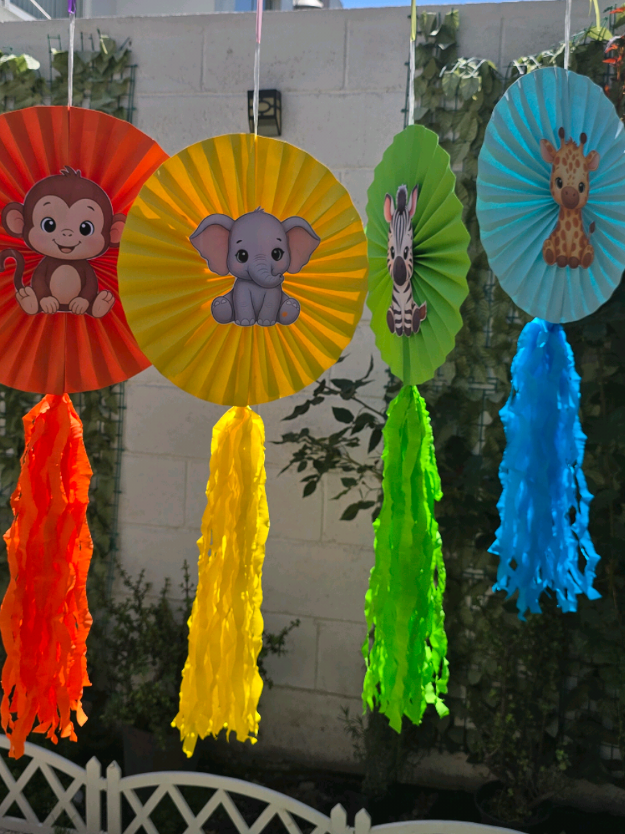 @Pi&ntilde;atas Nereida Garza