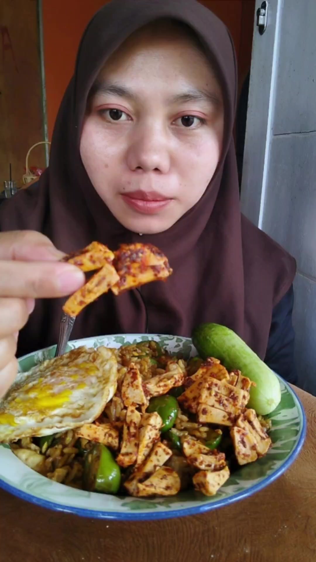 @Aisha