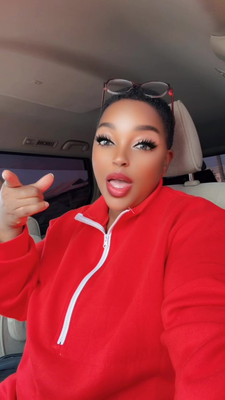 @Khadija 🦋❤️