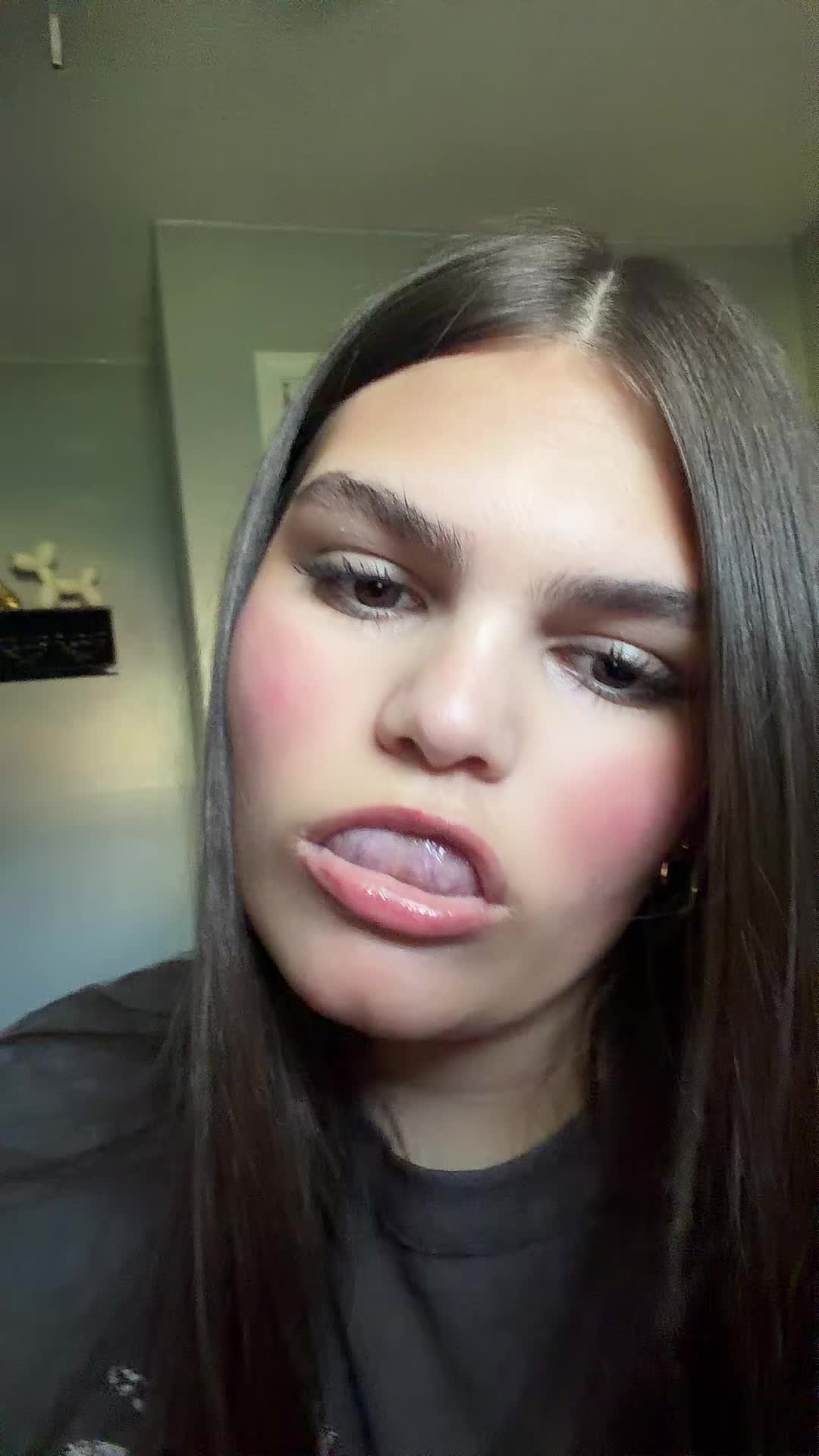 @Khloe𐙚♡