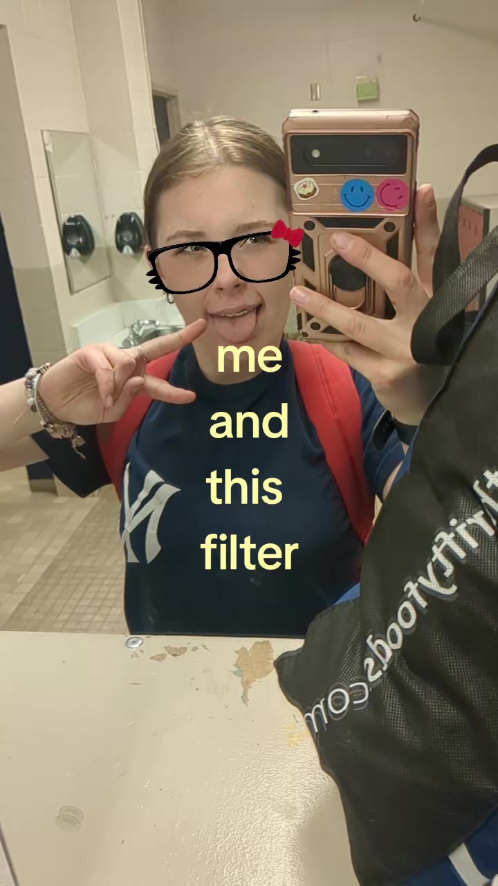 @￶