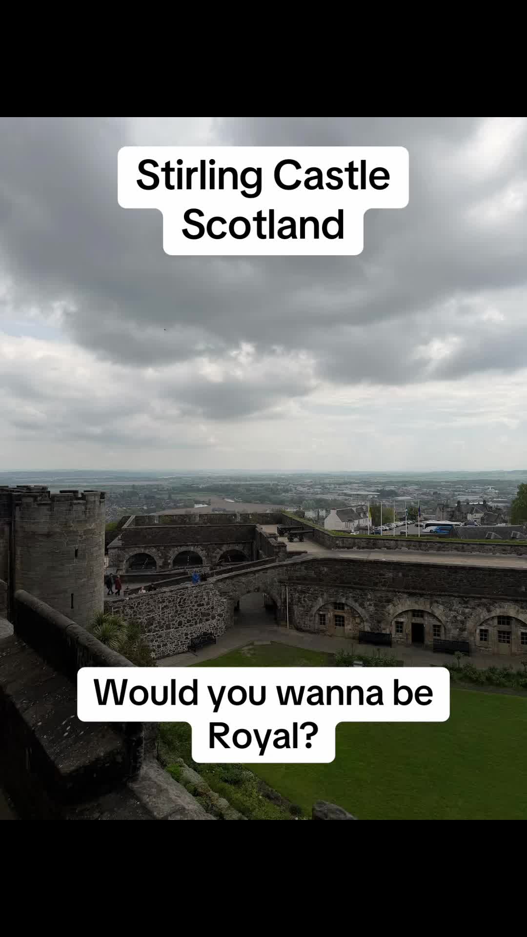 @thedestinationdamsel