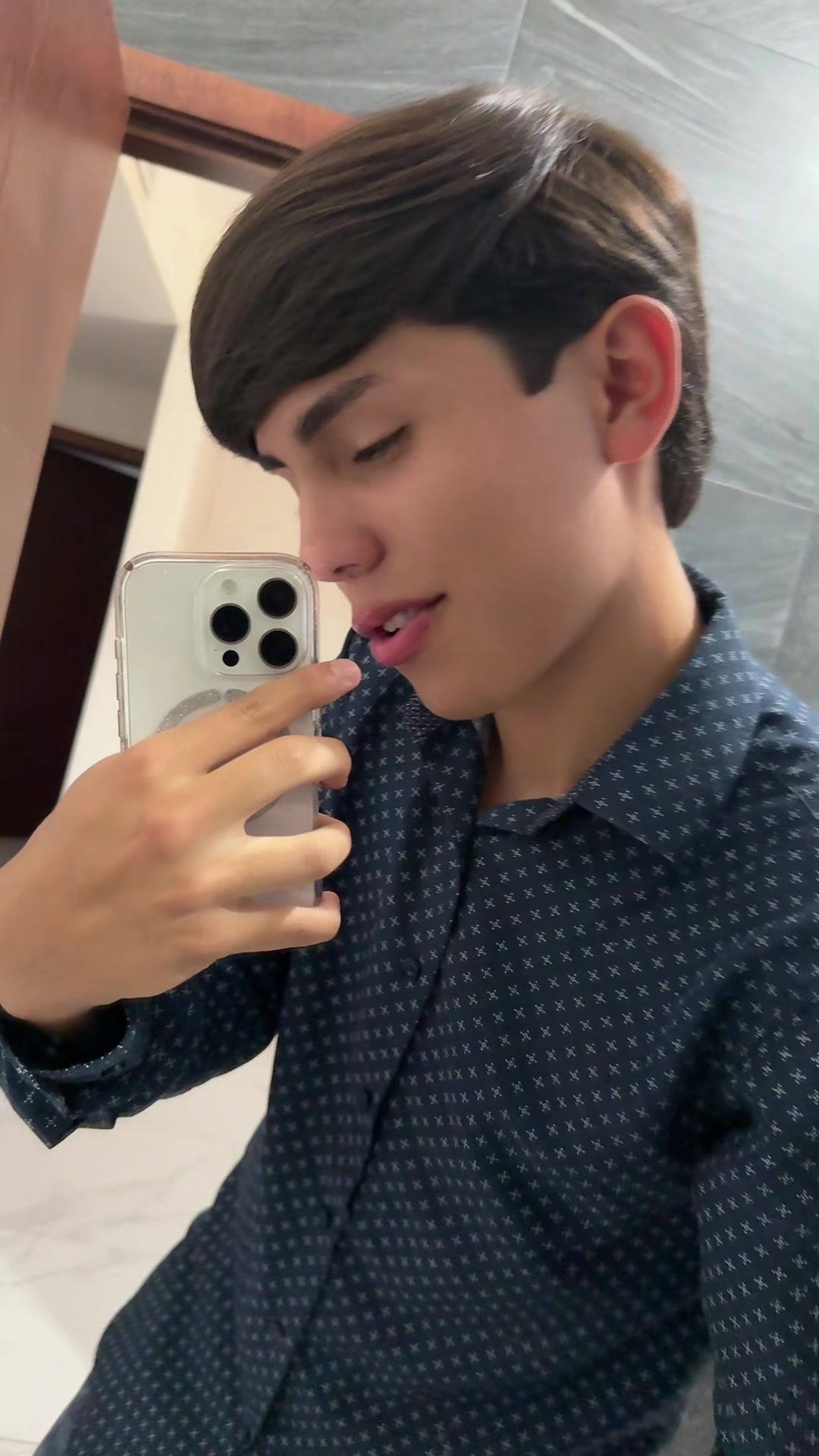 @márquez