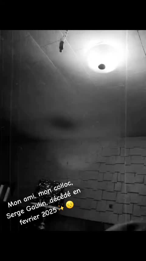 @Quelqu'une