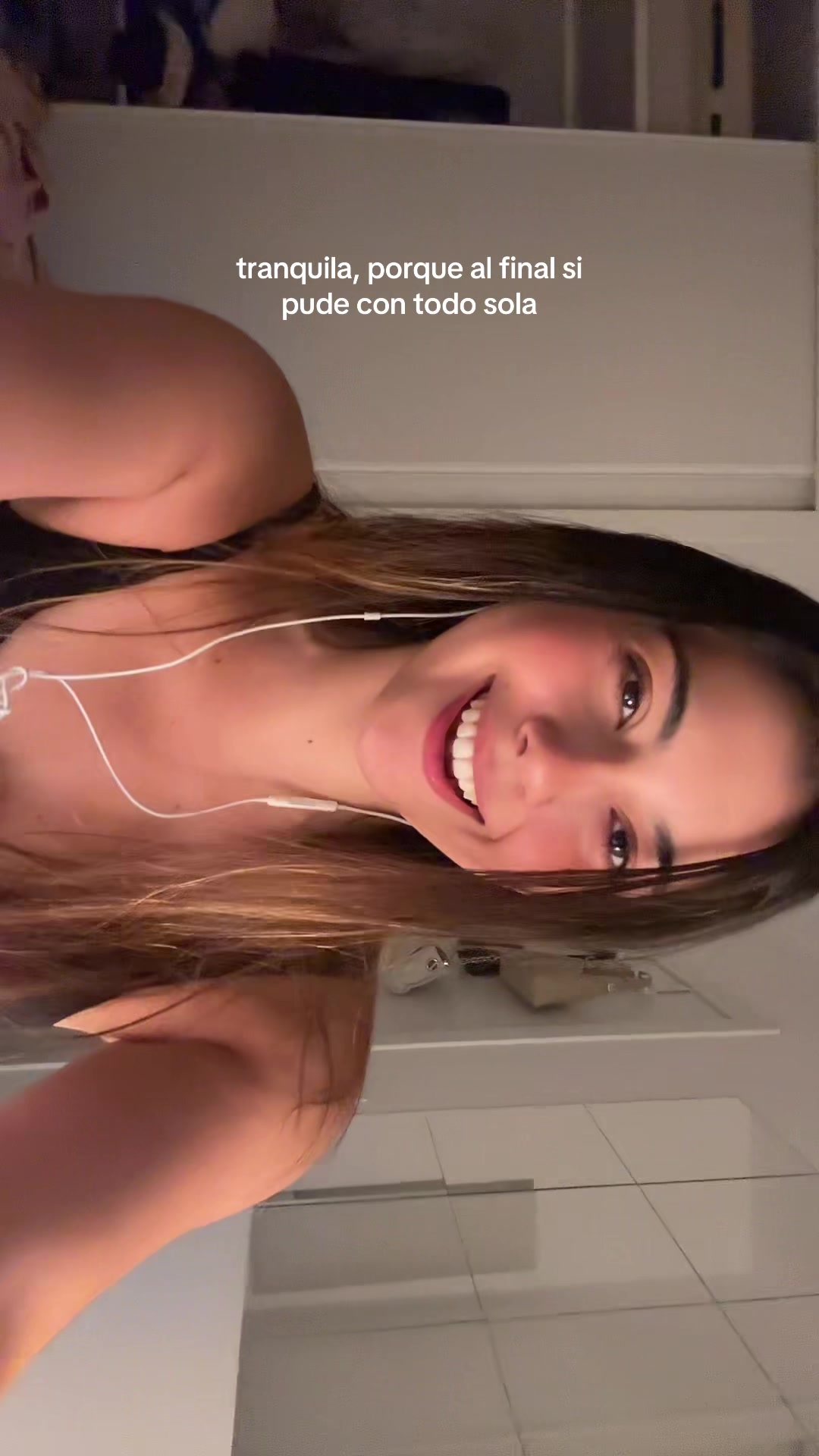 @adrianaleivaac