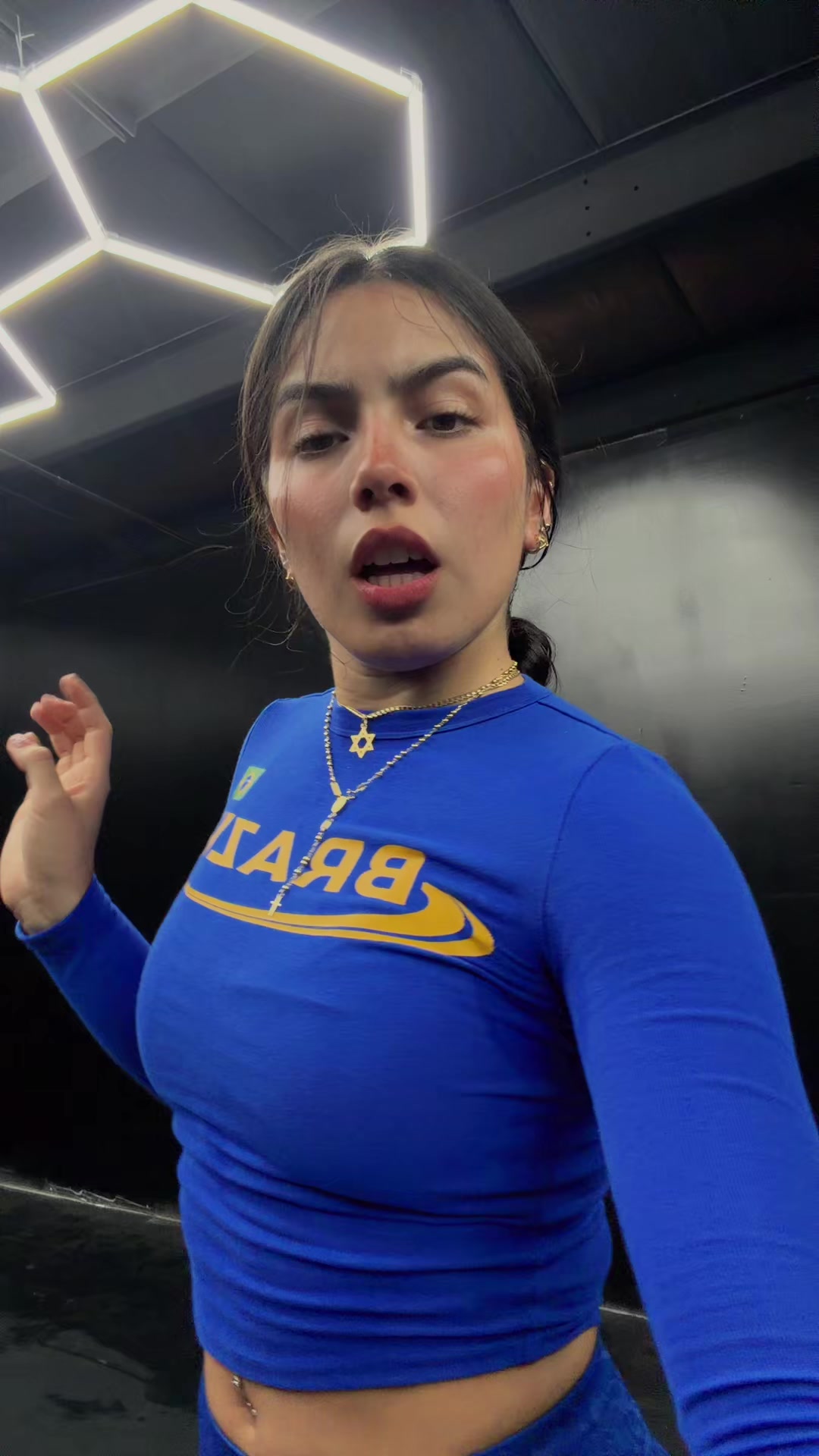 @Pelinegra