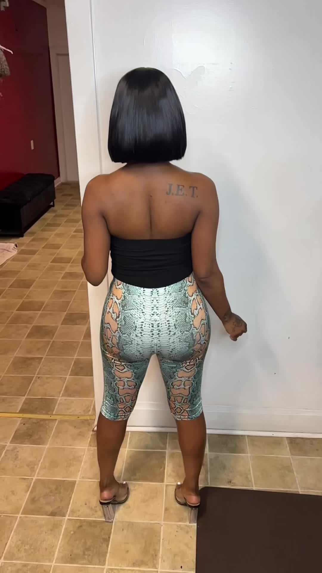 @Jazzy gal