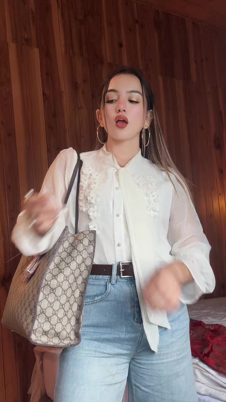 @Ashika karki 💝🧿