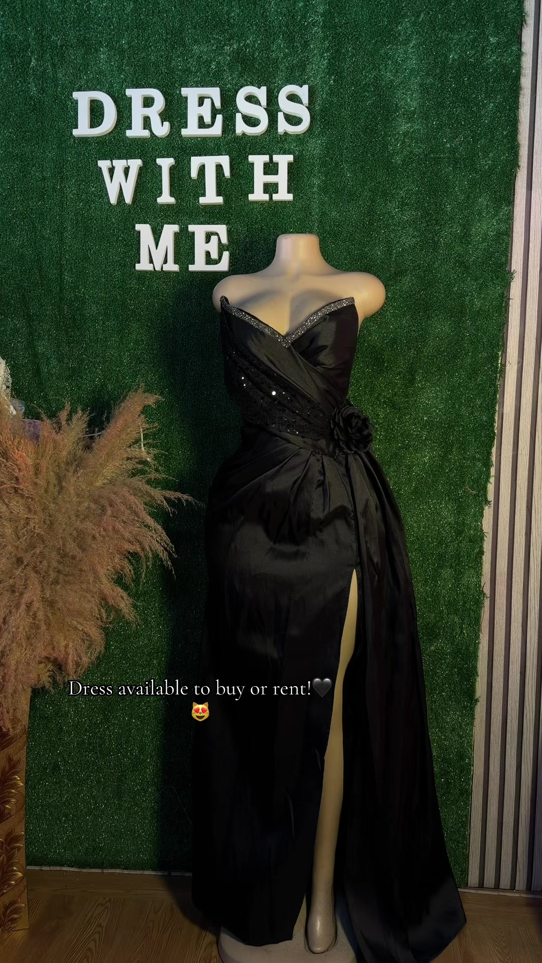 @dresswithme_sm