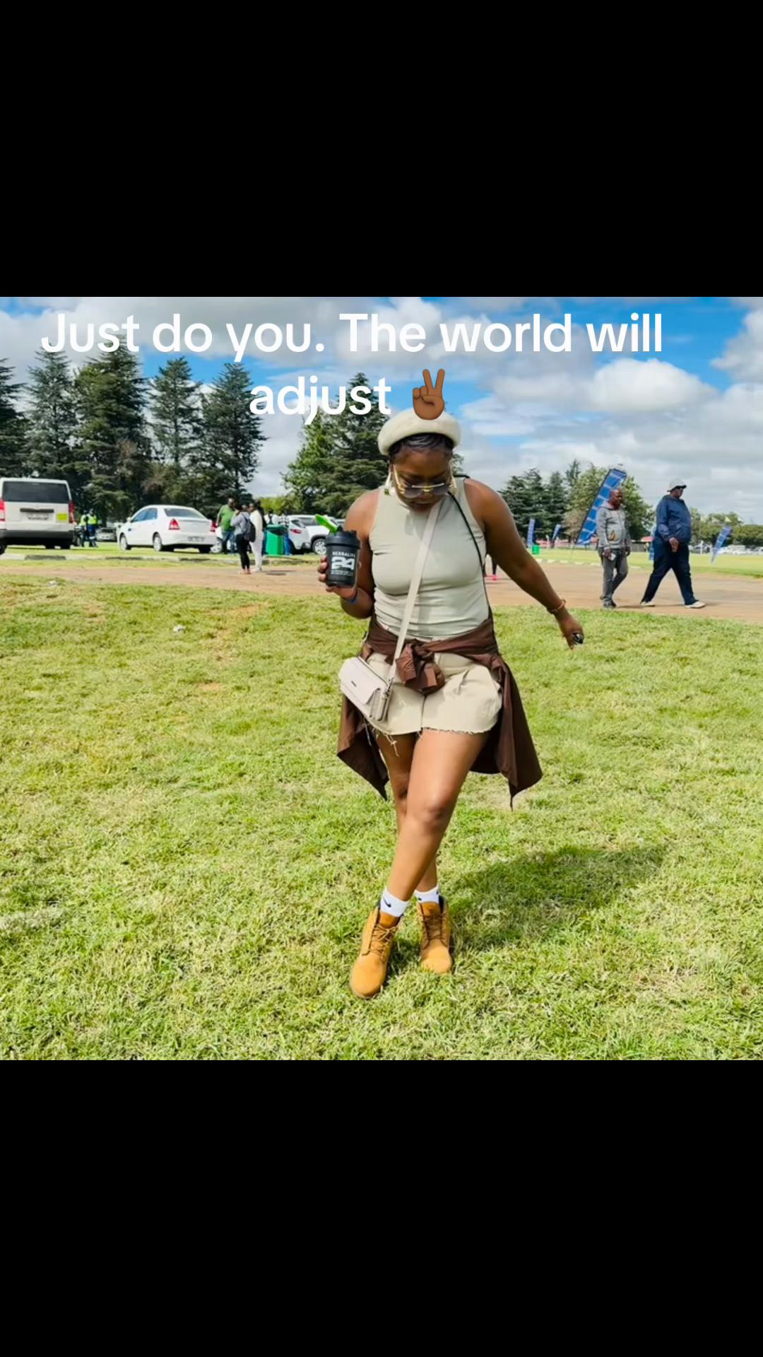 @kholomalele