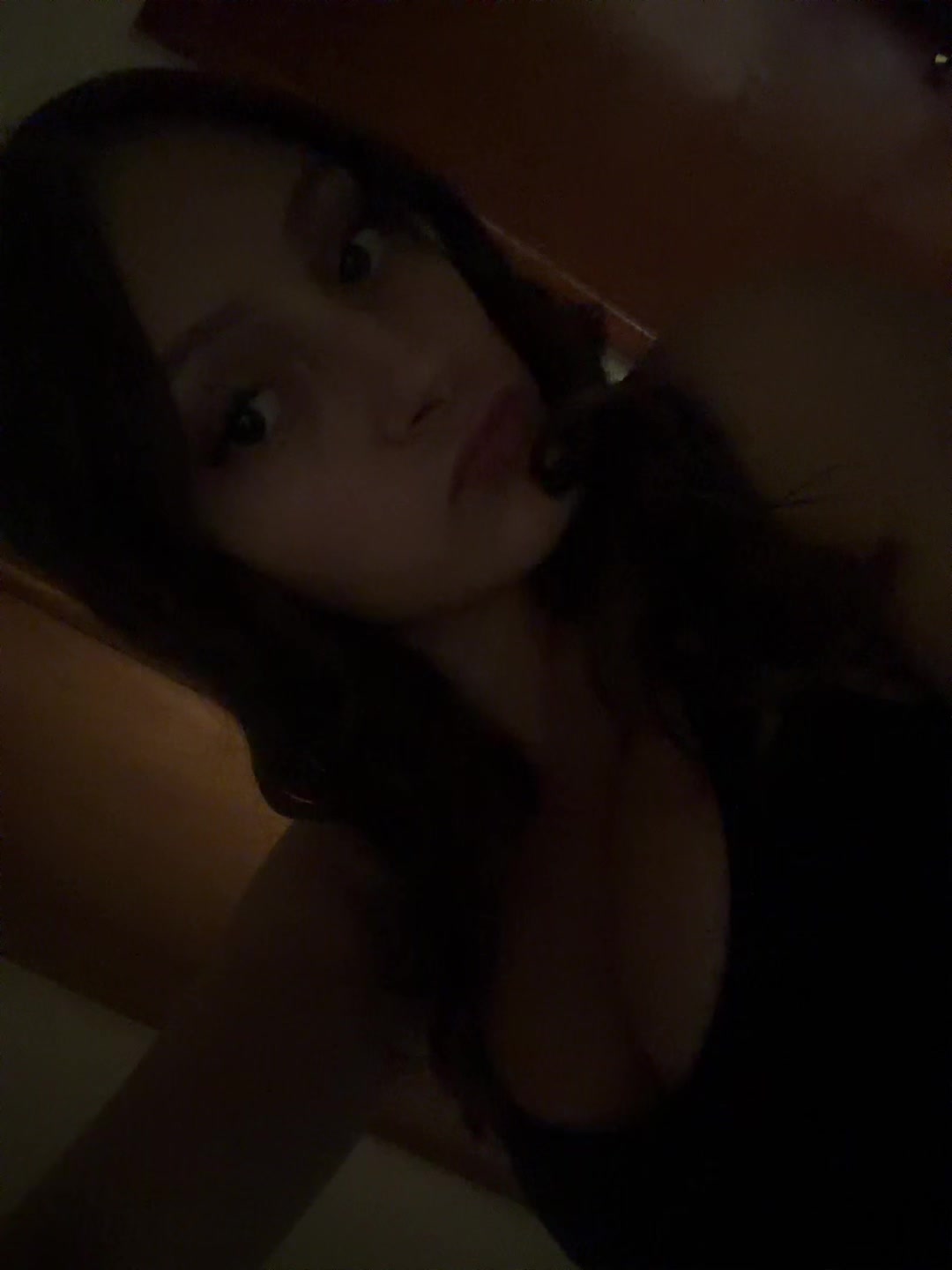 @️