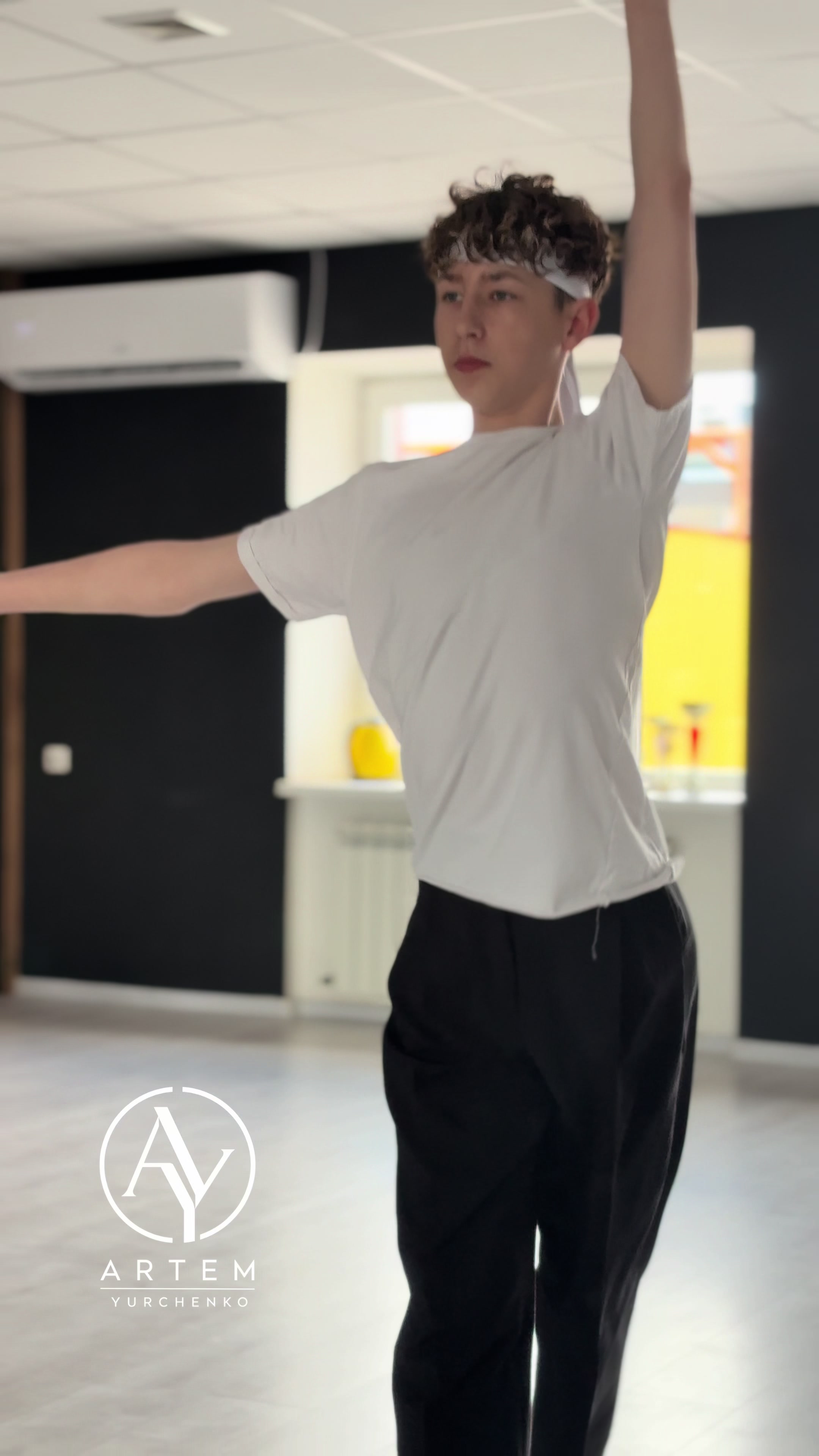 @Artem dance💙