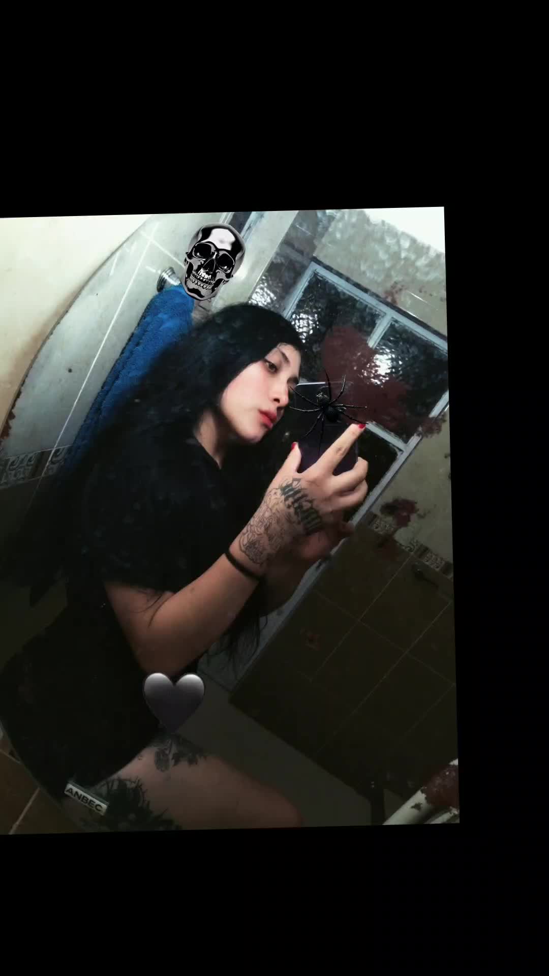 @MoonaSaan