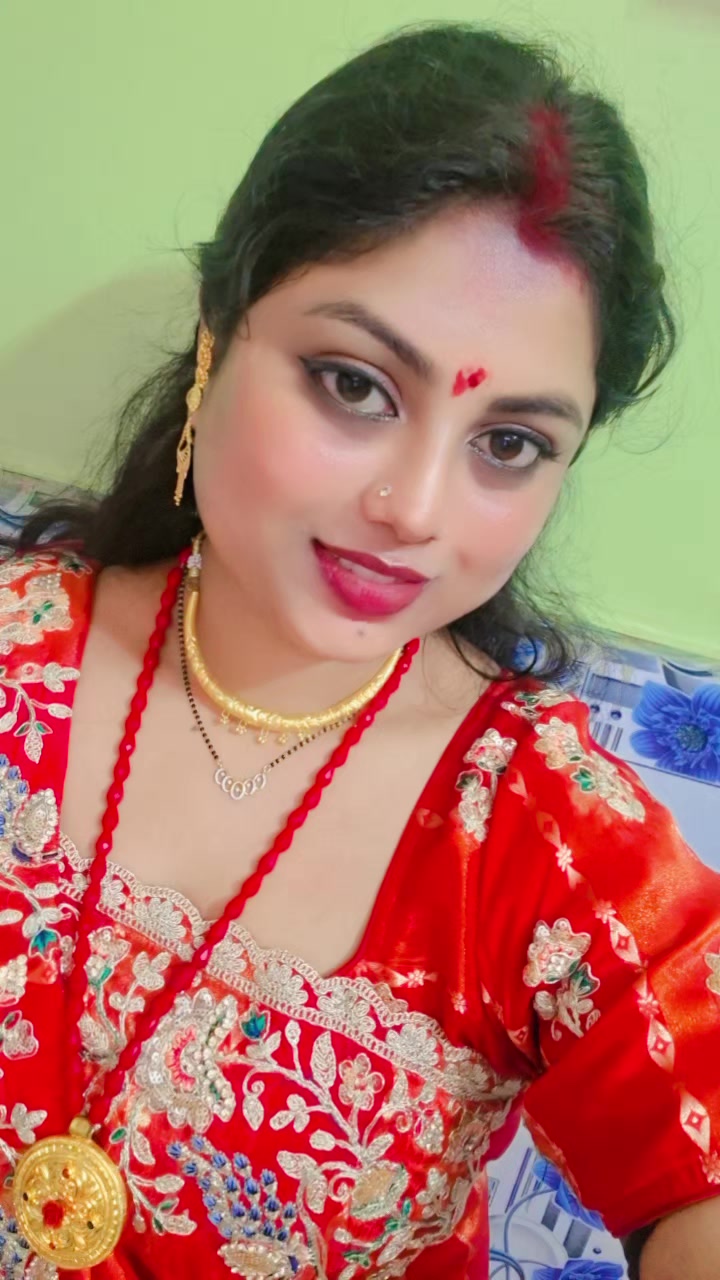 @AlishaRatnadeep❤️🌸 🧿