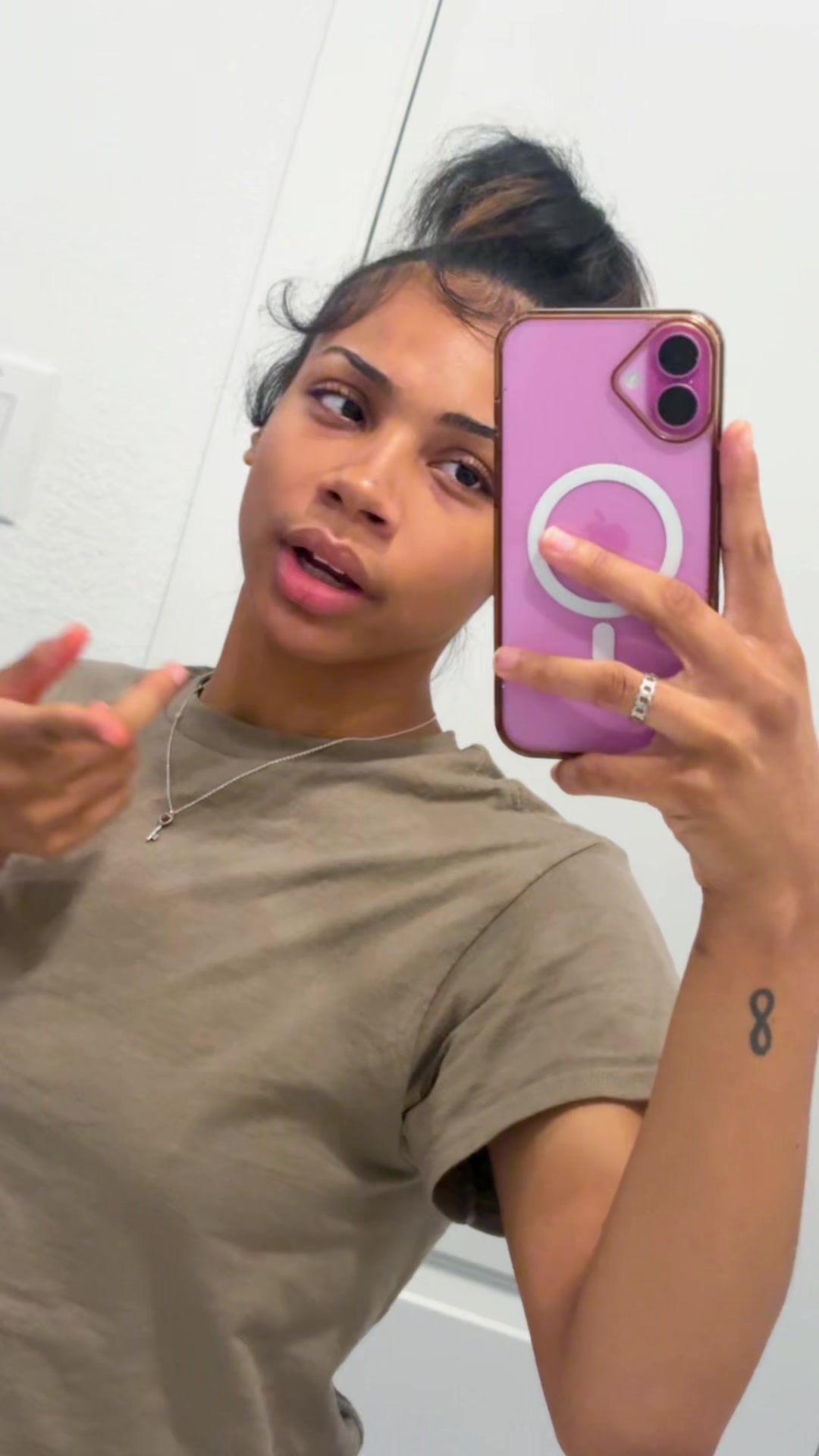@lovefo.niyah