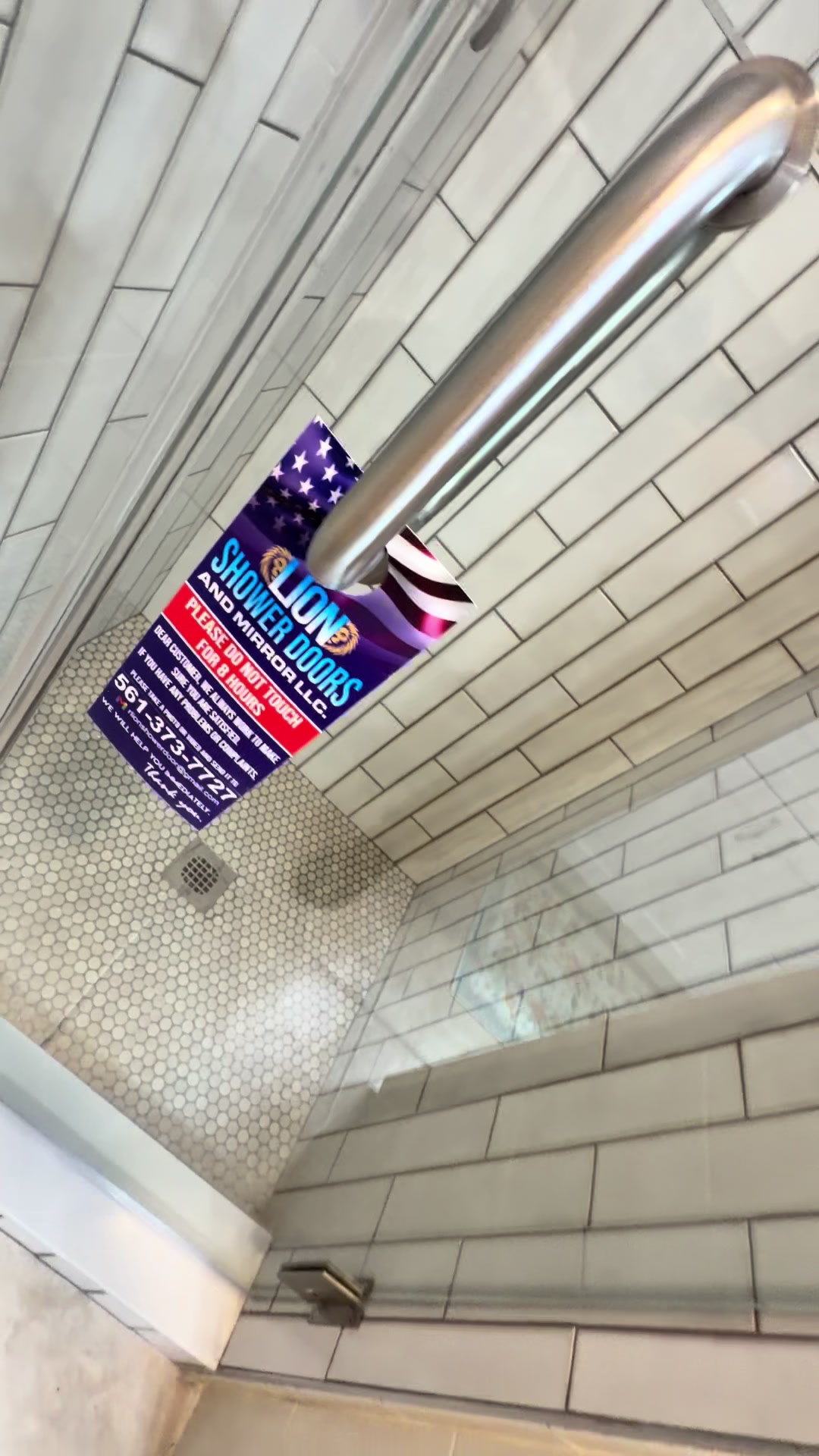 @Lion Shower Doors