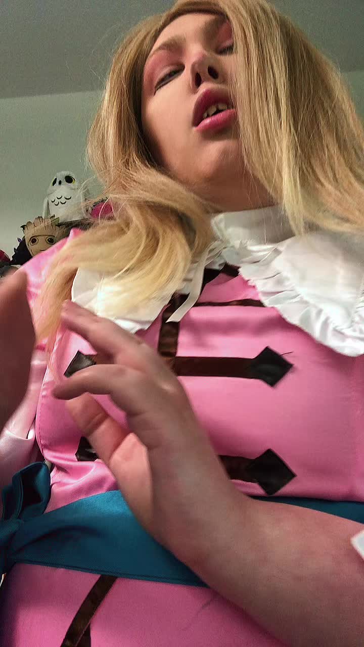 @Asyulmqueencosplay