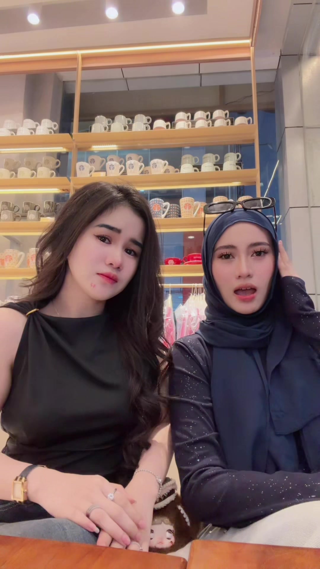 @Eqinia Safitri