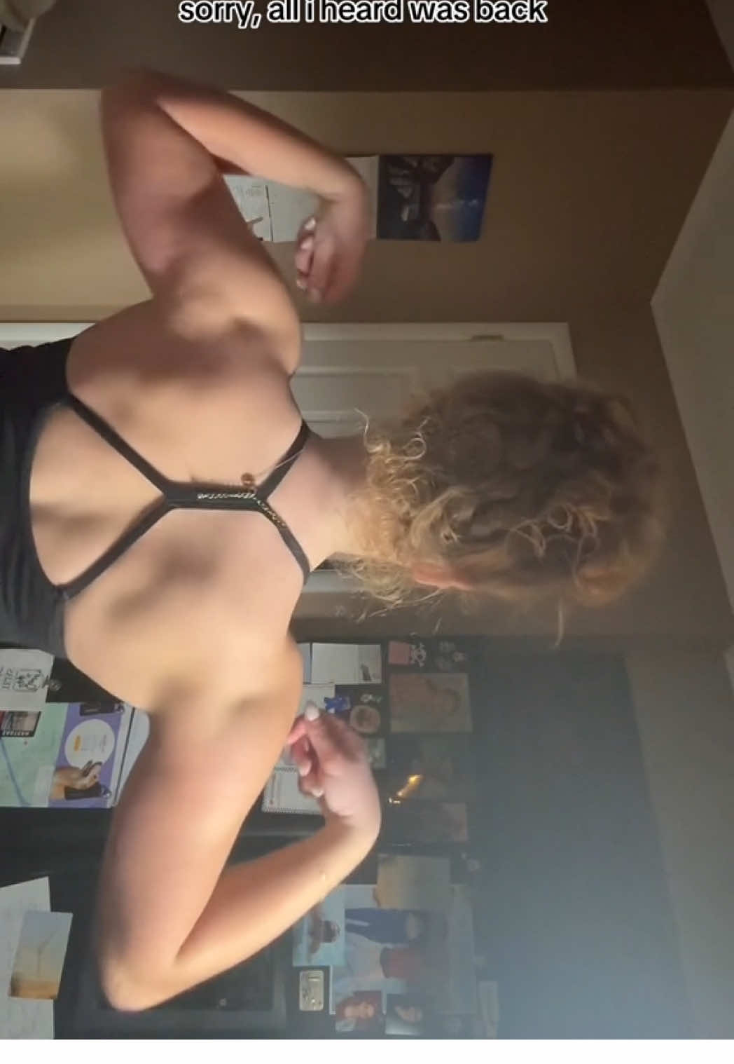 @izzy_swimss