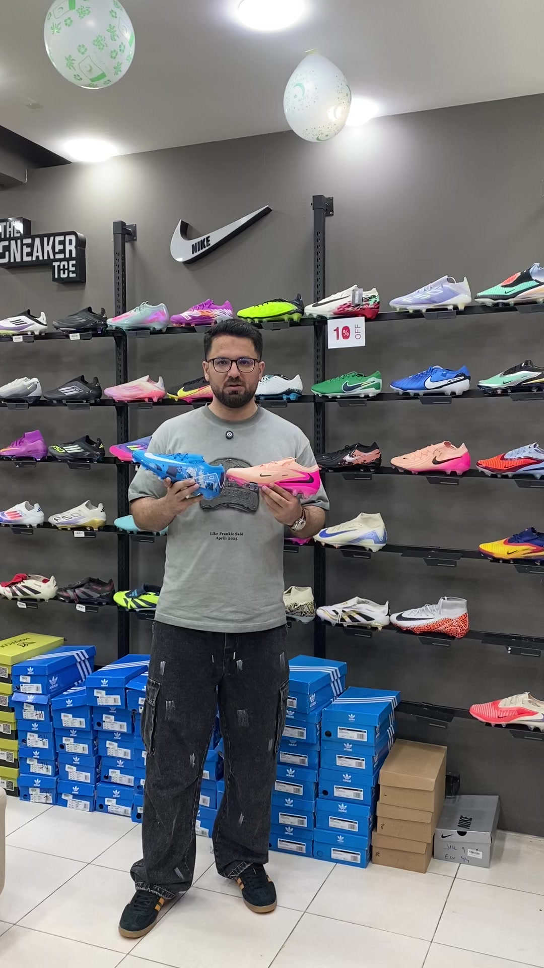 @The Sneaker Toe