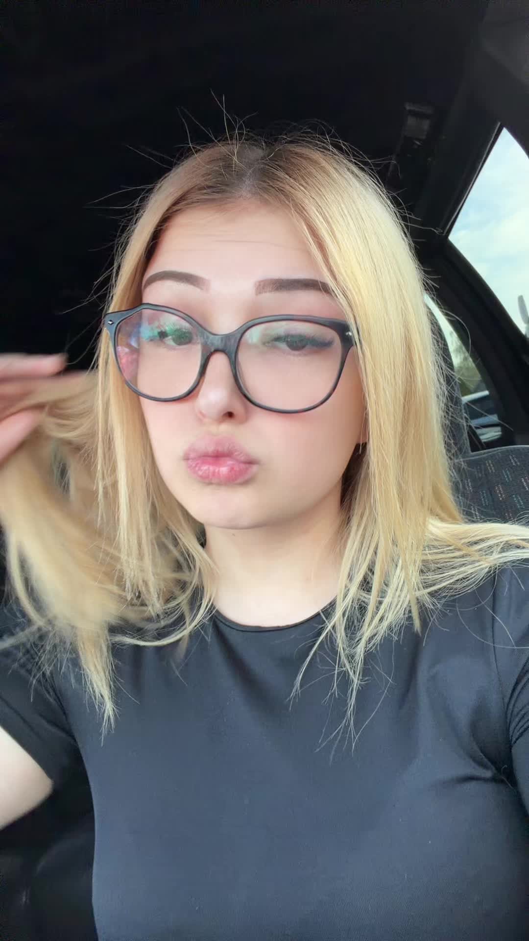 @Leni 🦖