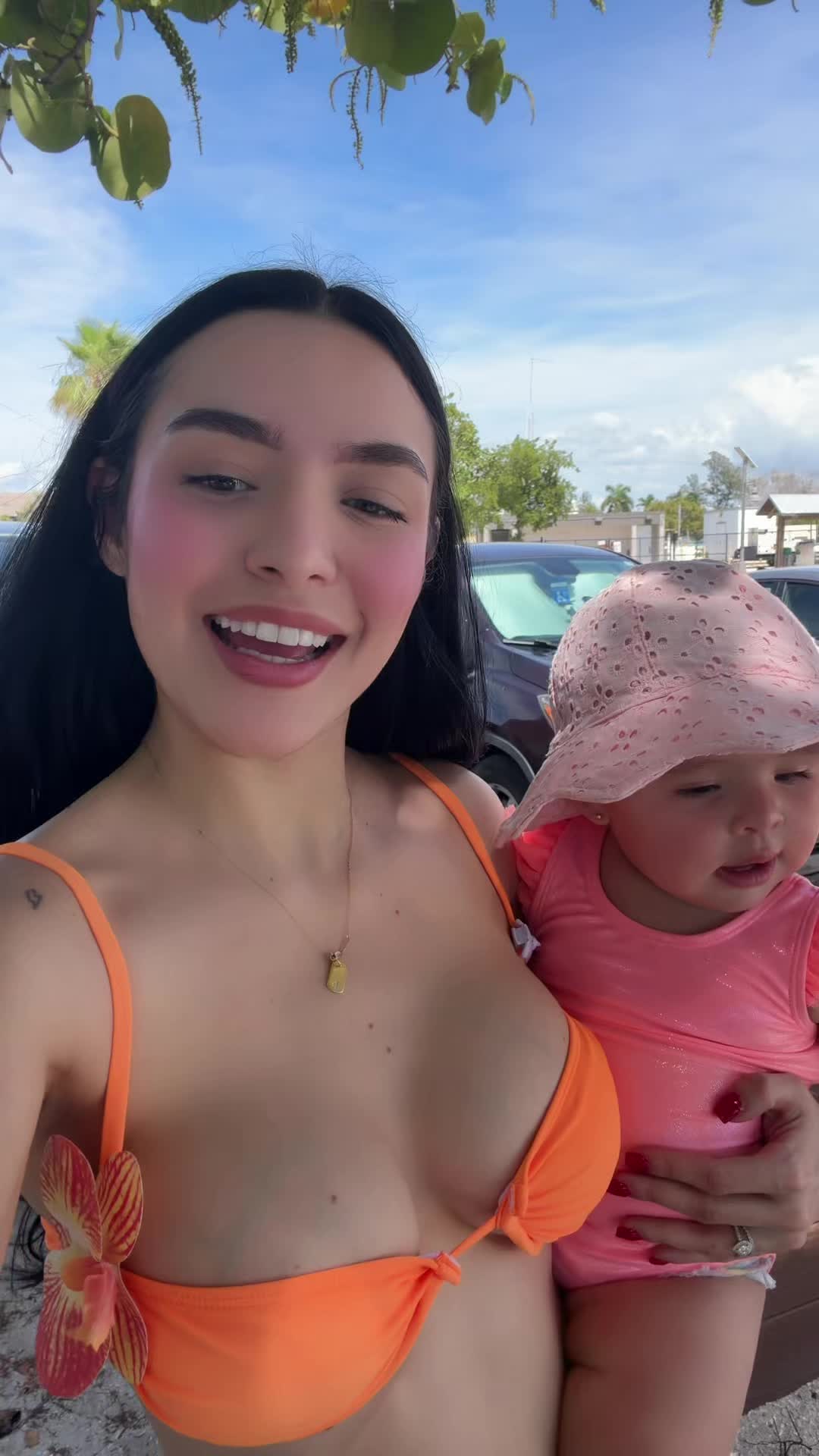 @Nahomi Rojas