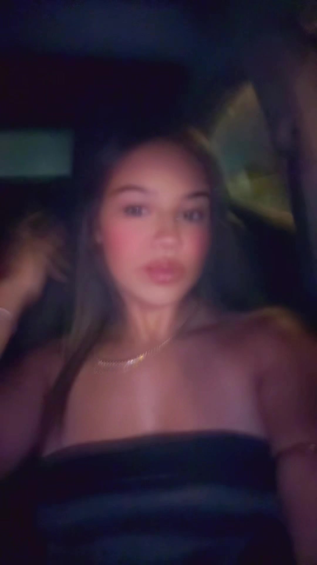 @melowelo