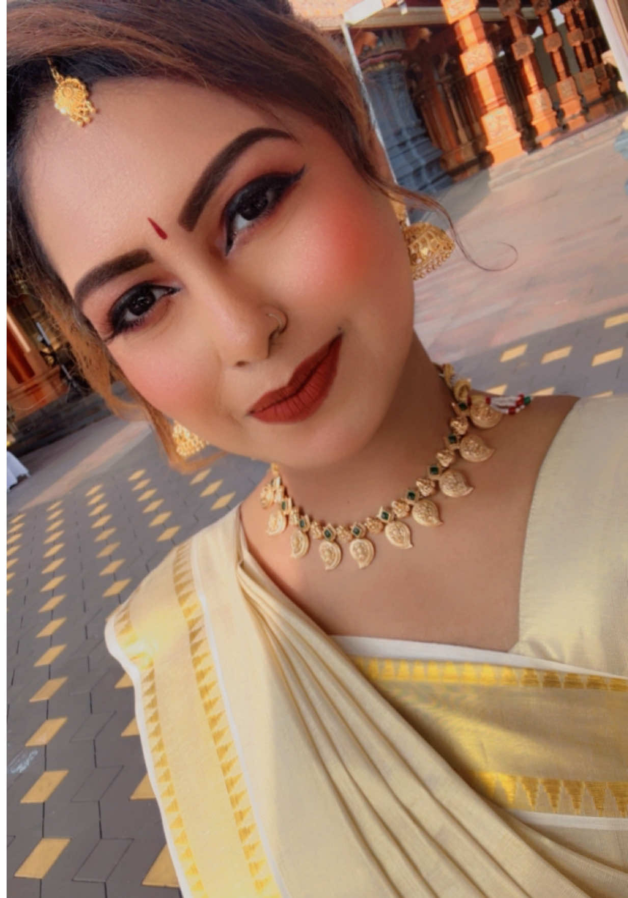 @PavithraM