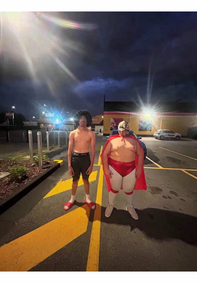 @️
