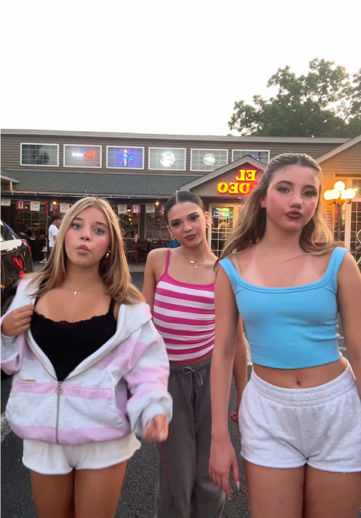 @lilyraebolno