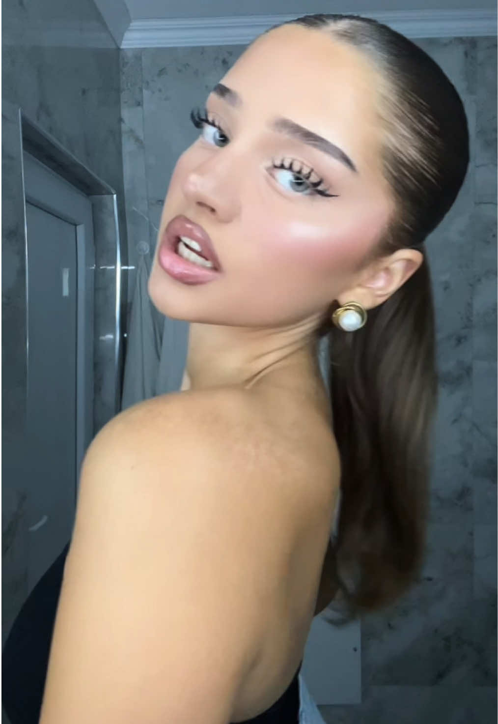 @LEDONABRB