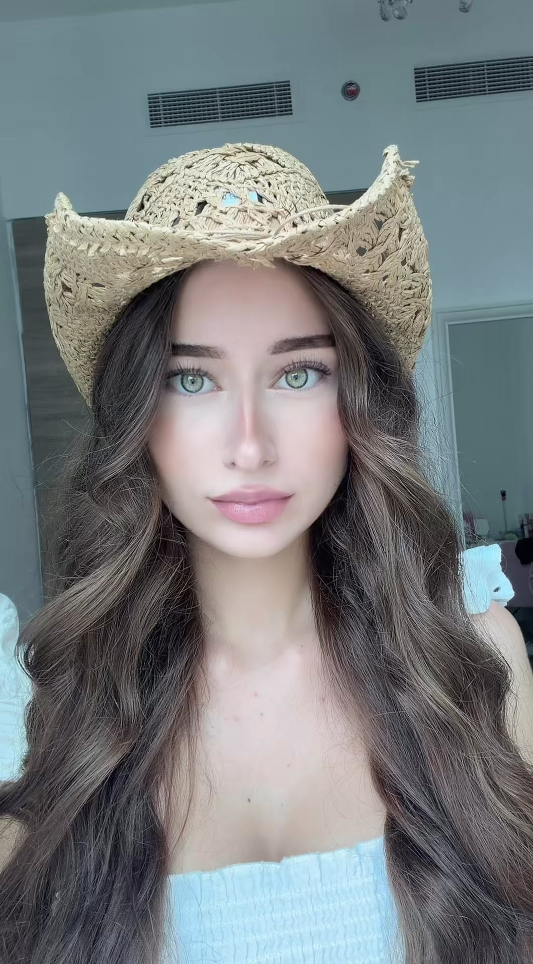 @selina ྀིྀི
