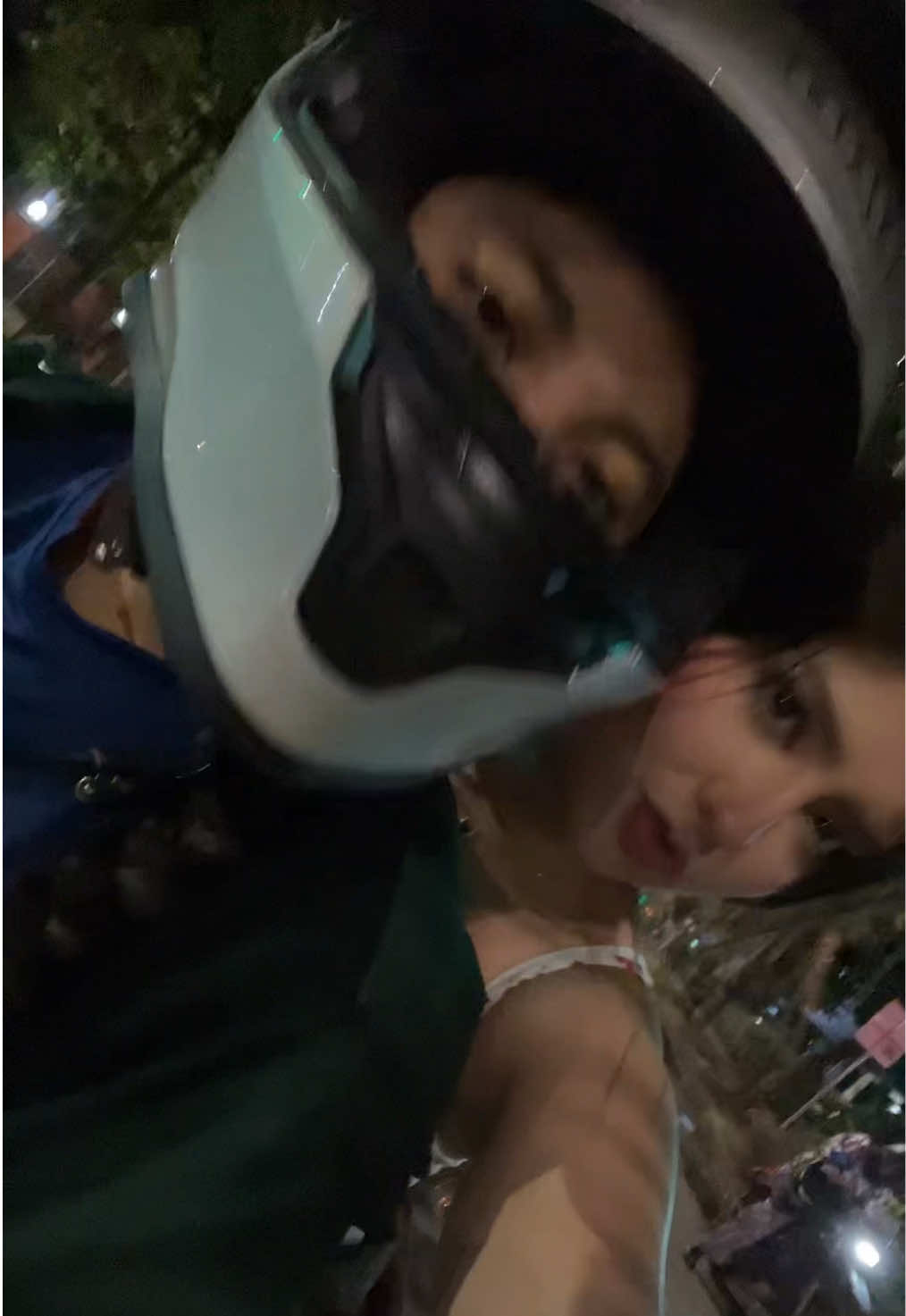 @lopezzjuana