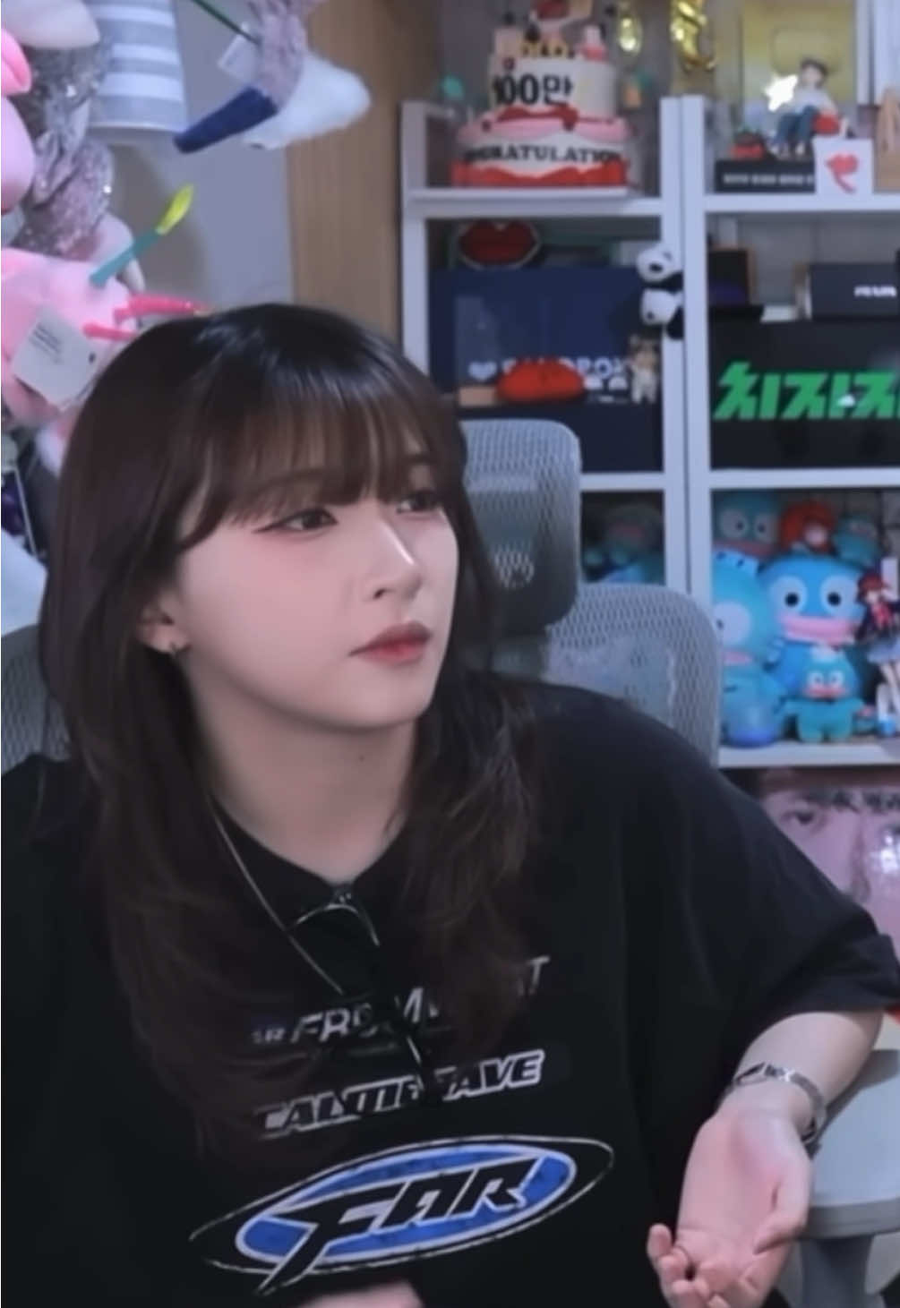 @나비 εїз