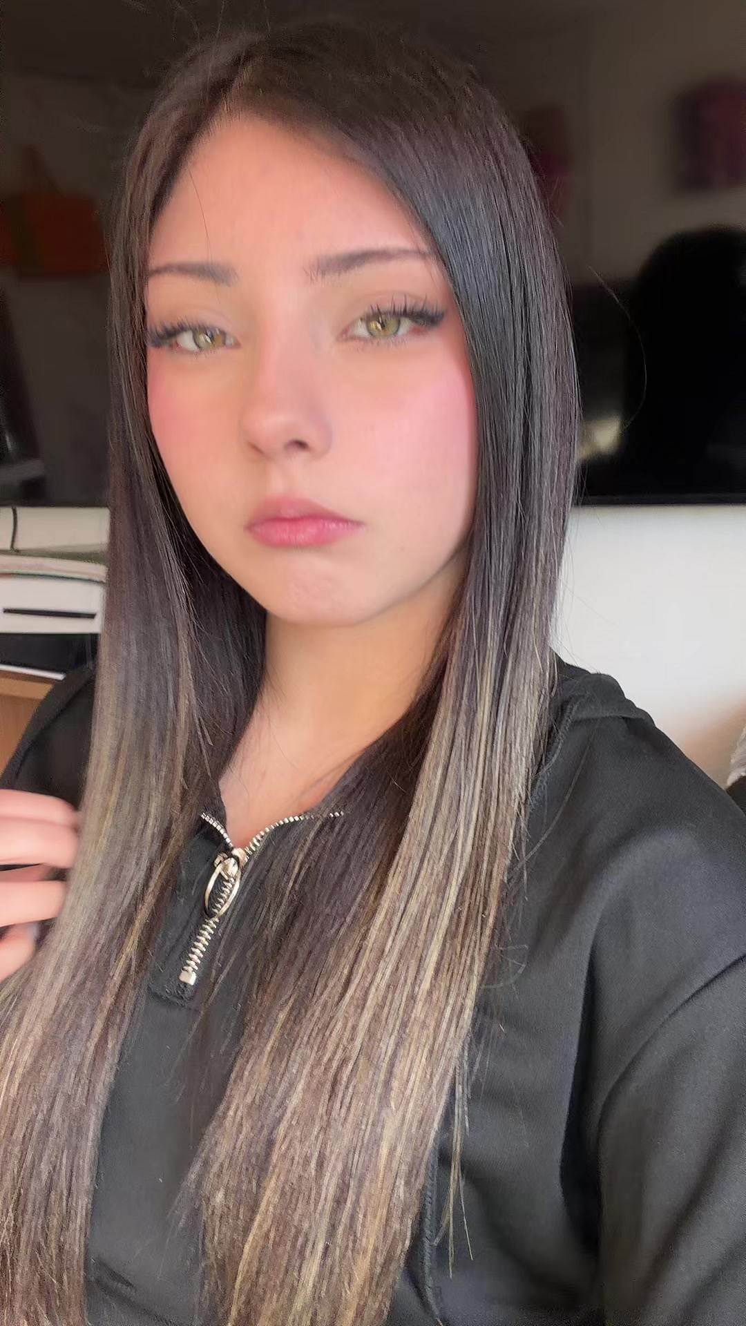 @𝐌𝐚𝐝𝐞𝐬𝐢𝐭𝐚