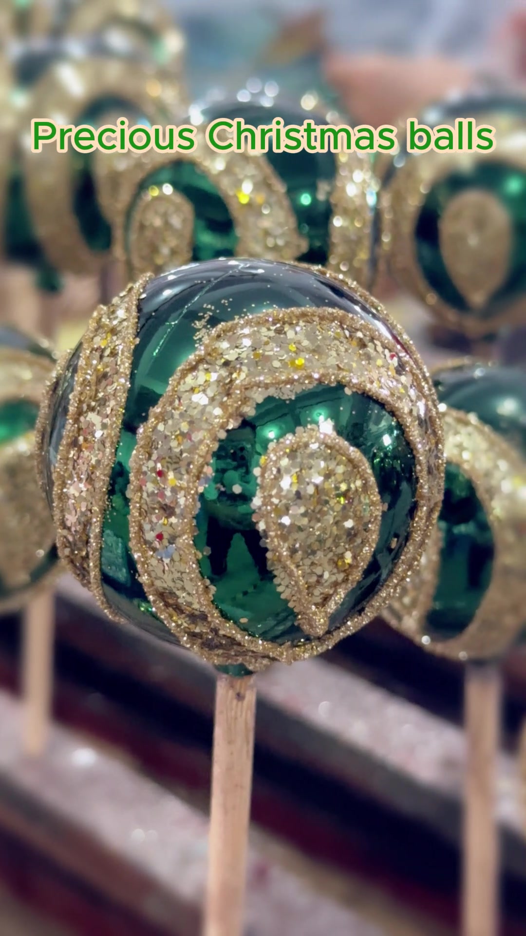 @christmas ball painting