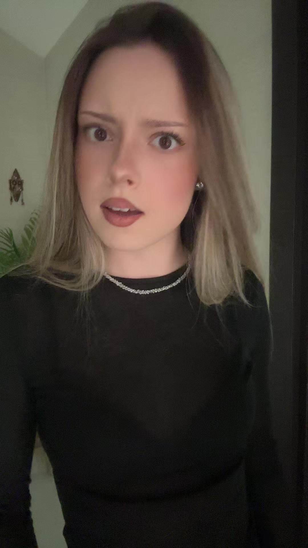@алиса