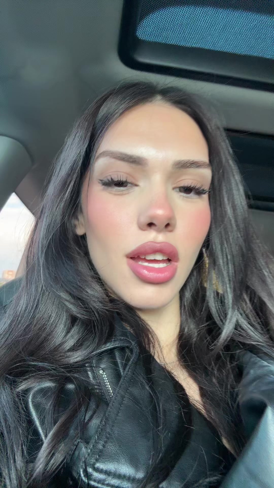 @Mina Çalışkan