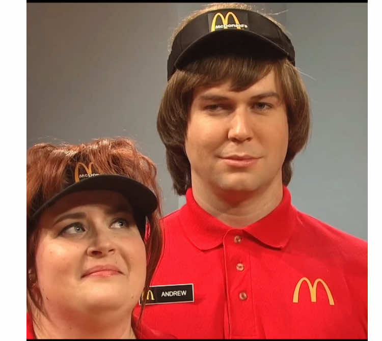 @Bobby Moynihan