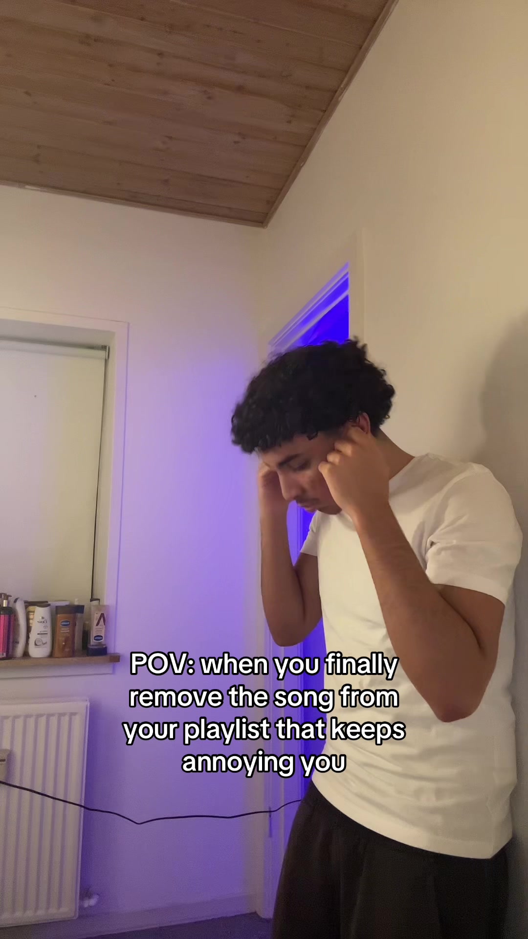 @￶
