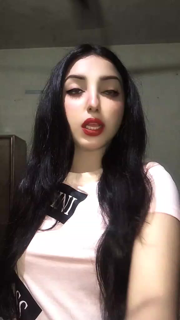 @ANAYA🧚♀️
