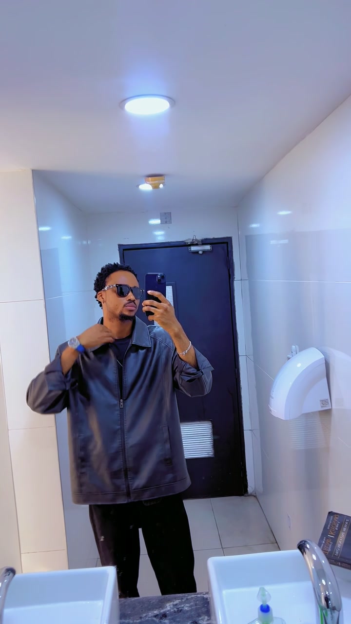 @DR. FABULOUS 🩺 Investment Boy