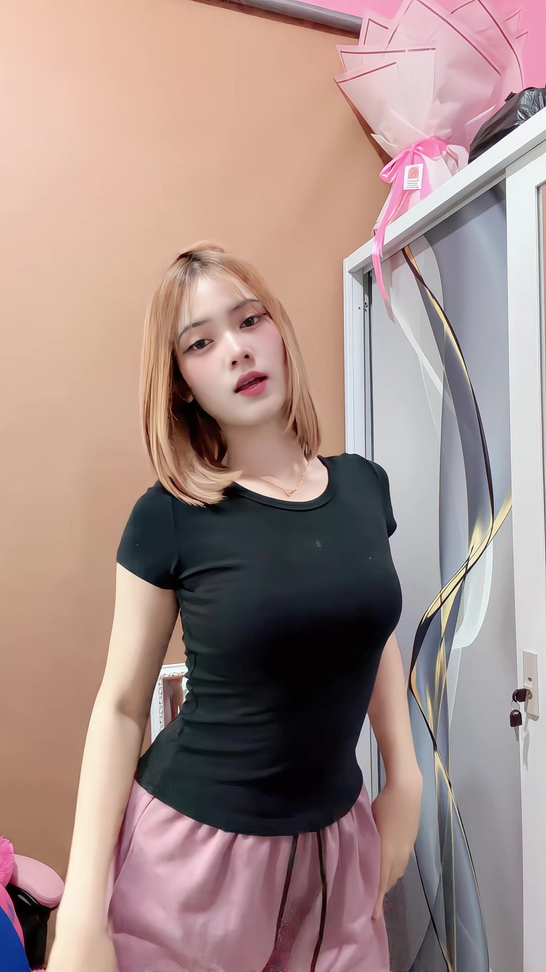 @𝘿𝘼𝙍𝘼💫