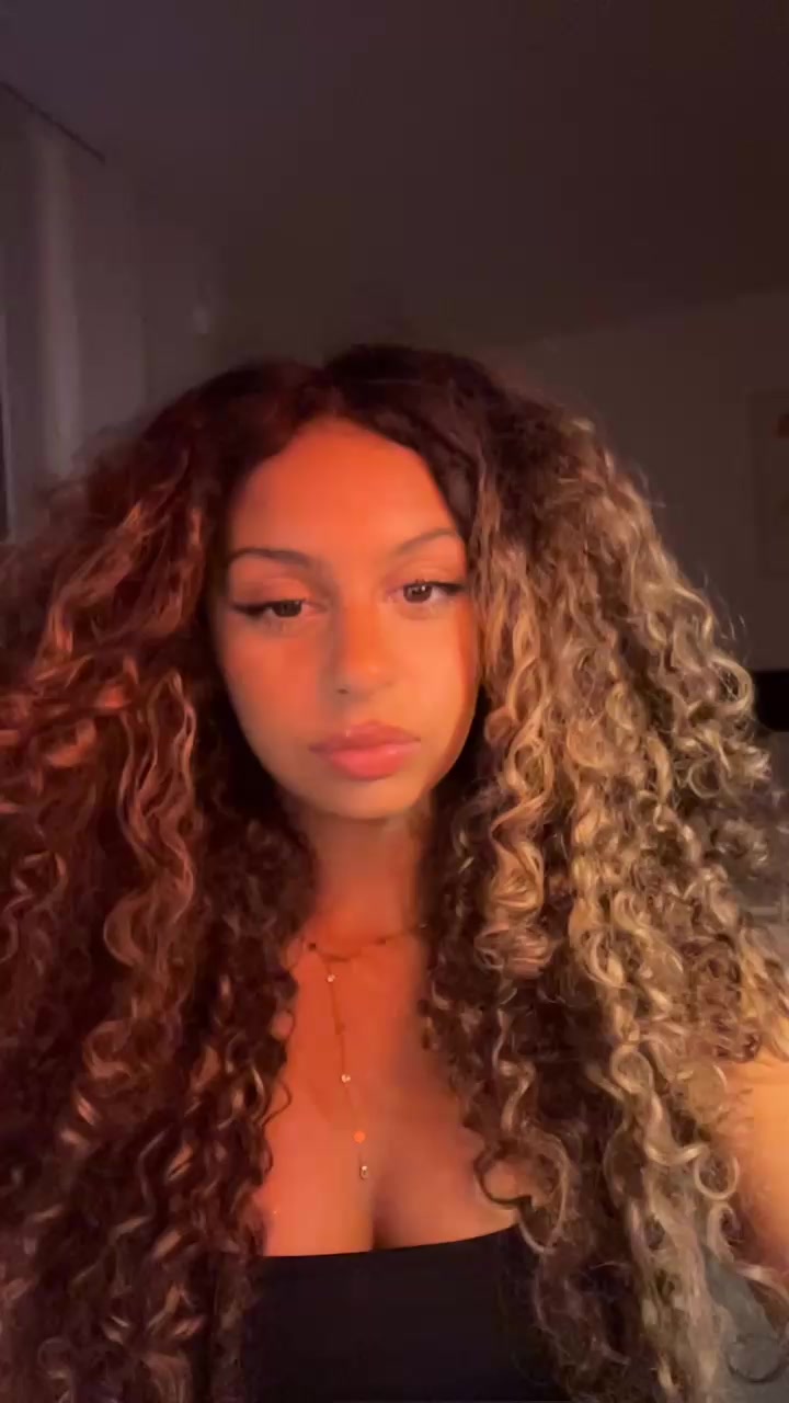 @Kely🇹🇳
