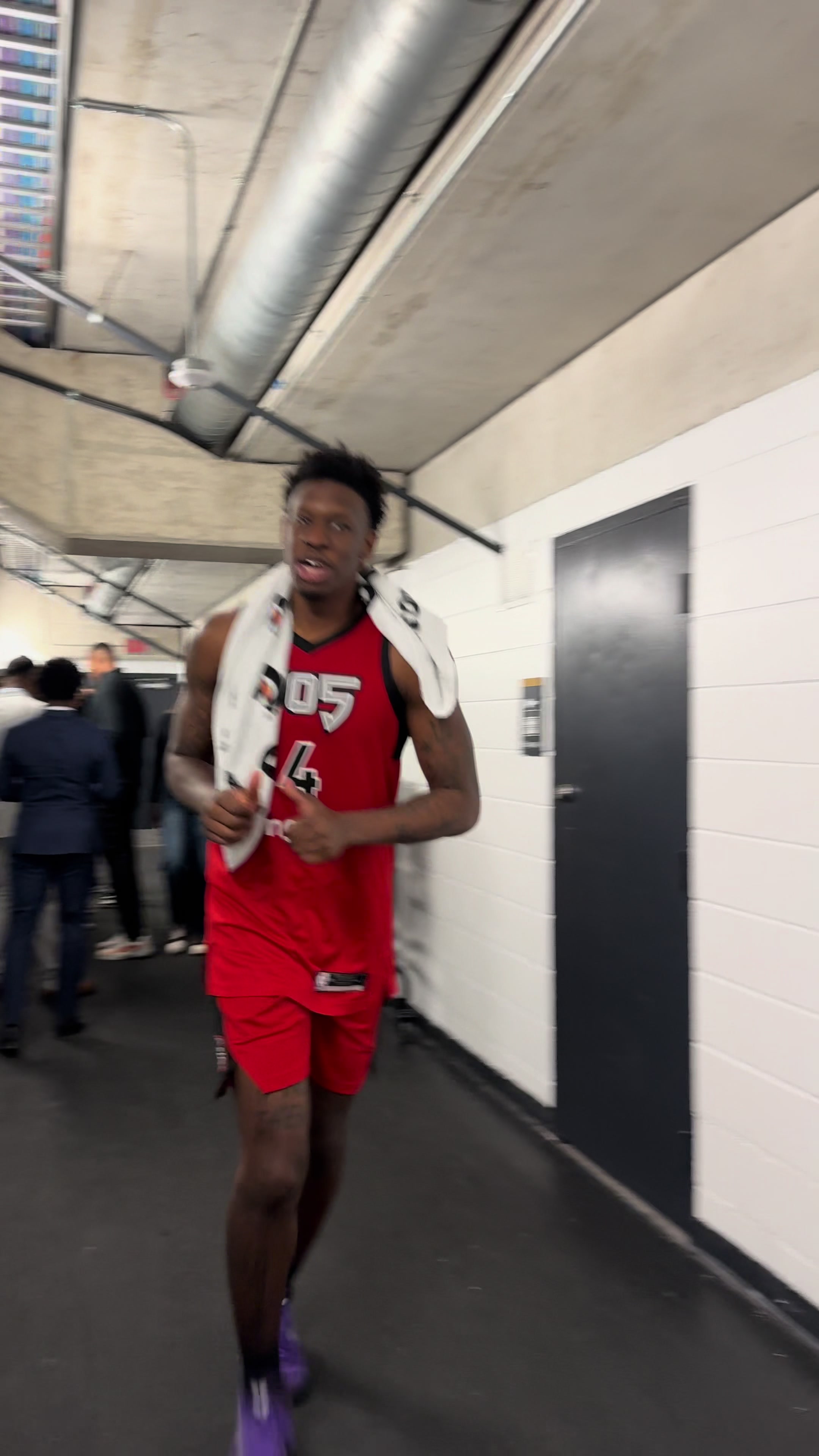 @Raptors 905