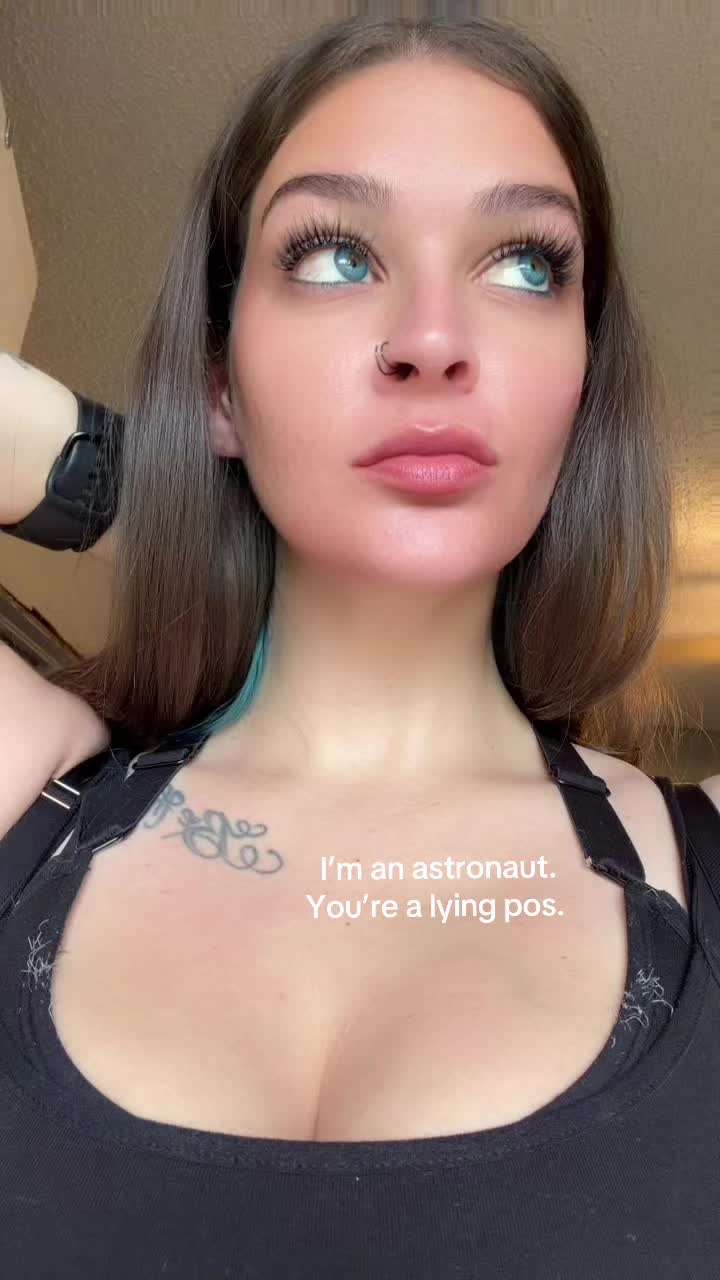 @Christina👑