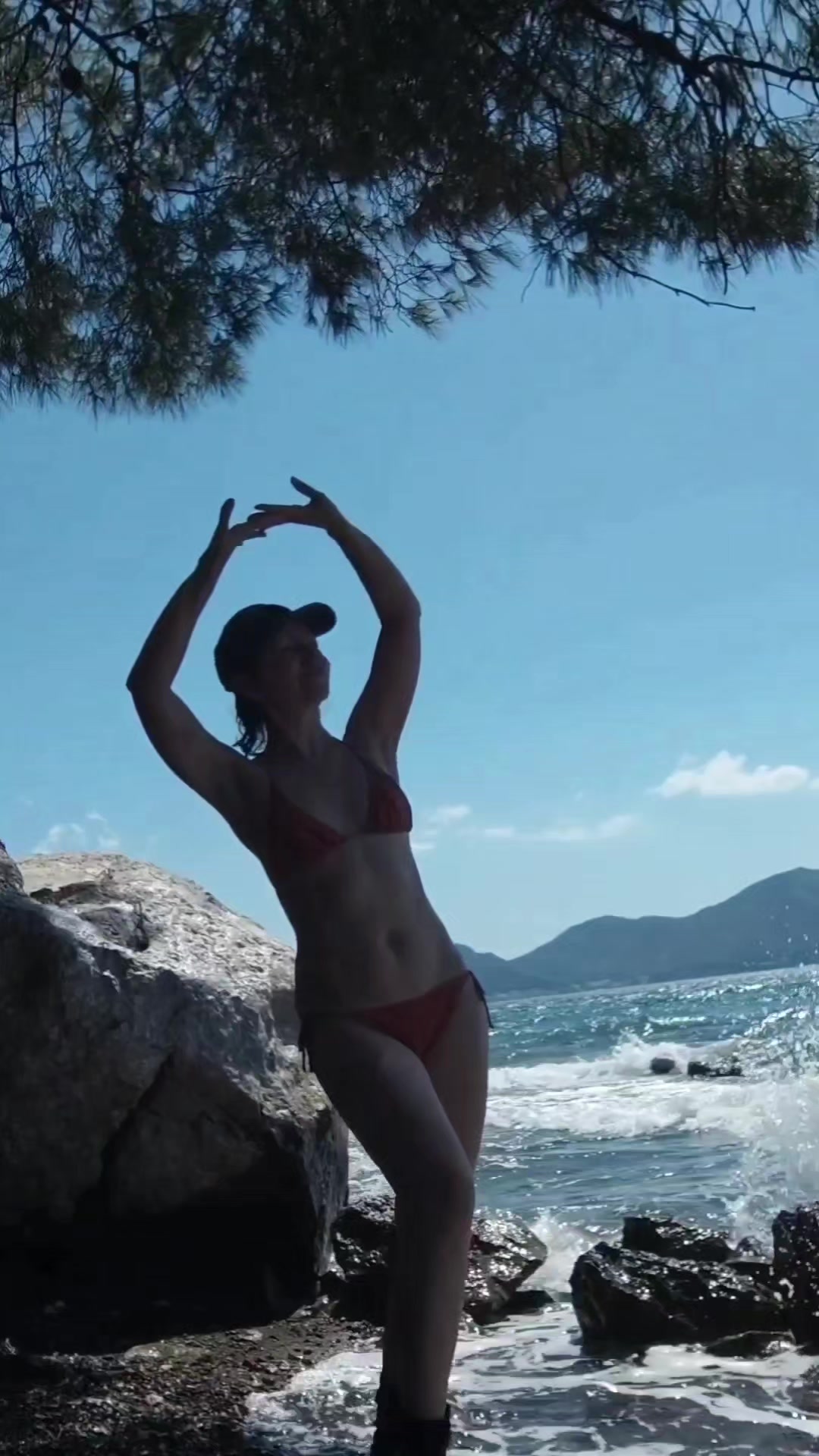 @Eleonora
