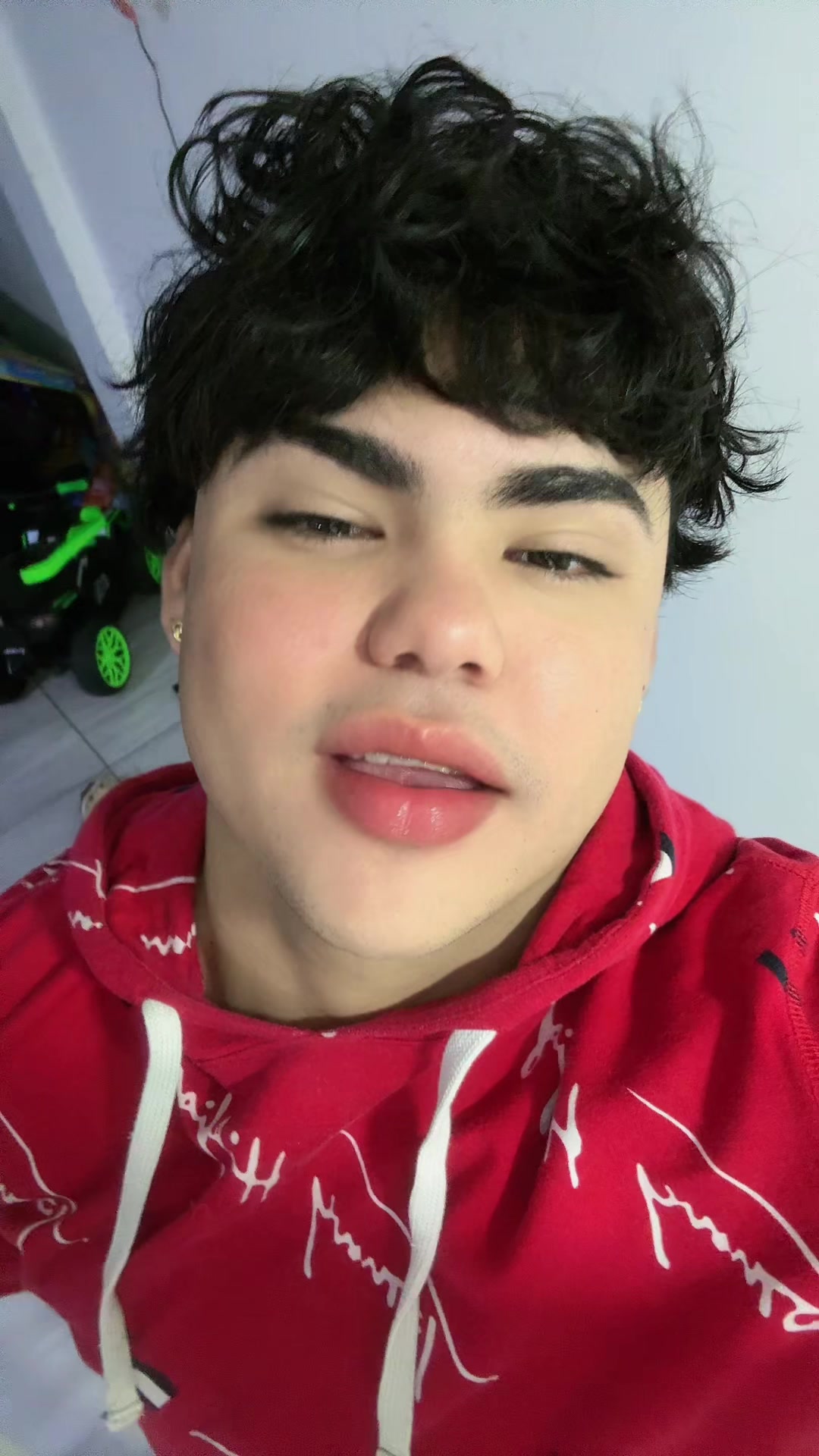 @Alejito ✨