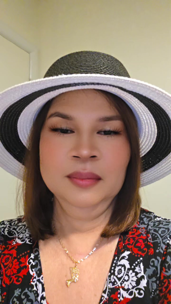@Evelyn D Queen