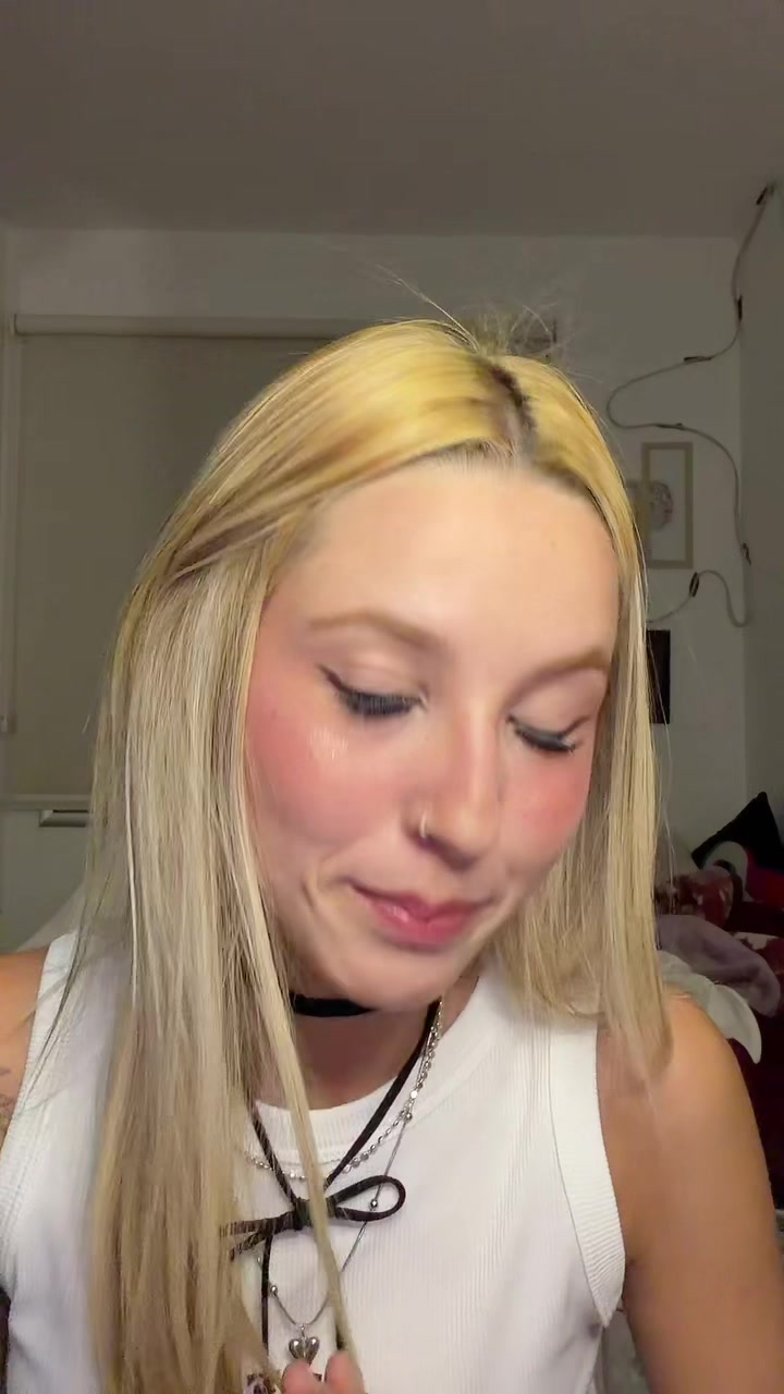 @Bibi